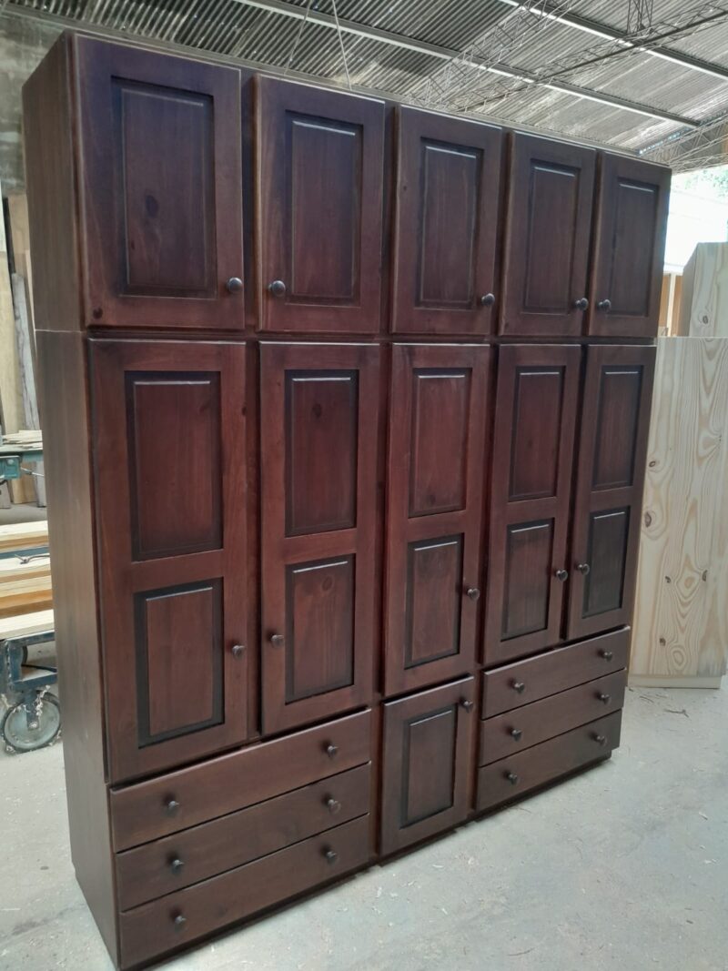 Placard 8 puertas - Imagen 3